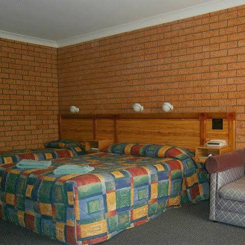 Aaron Inn Motel Наррабрай Екстер'єр фото